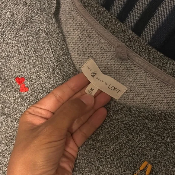 Lou & Grey Women’s Gray Track Pants (XS) and Sweater (M) - Picture 6 of 6